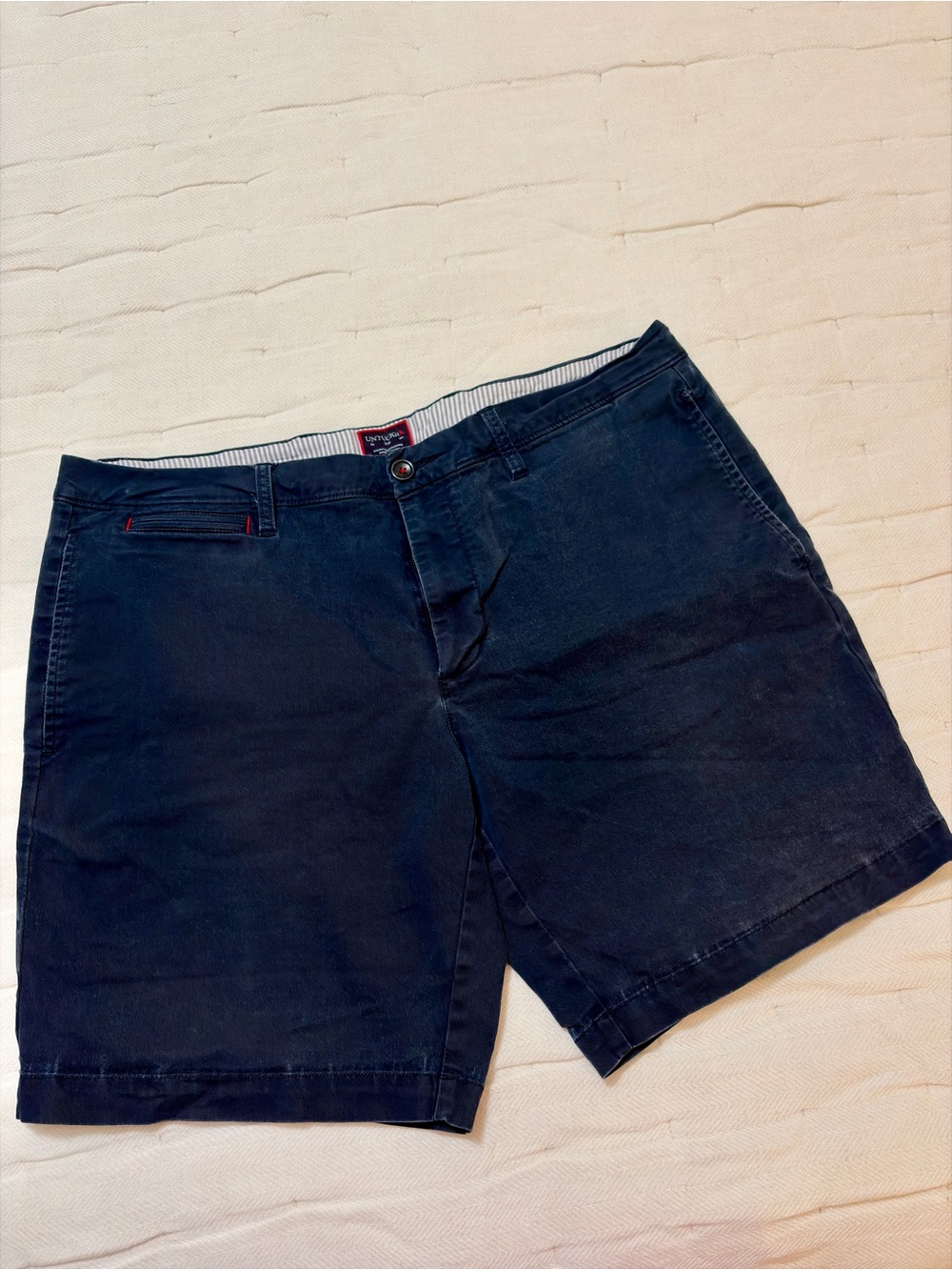 UNTUCKit Men's Navy Flat Front Shorts